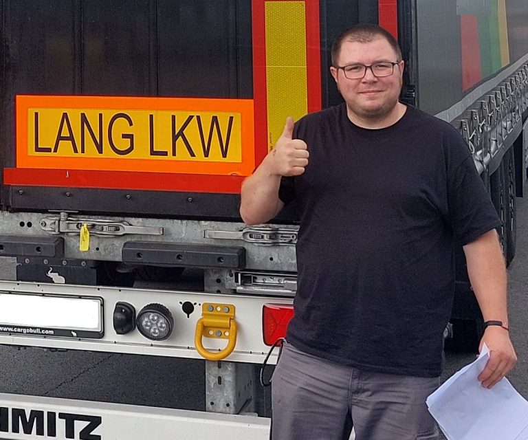 Robin vor Lang-LKW Zukunftssicher nach Vorn!